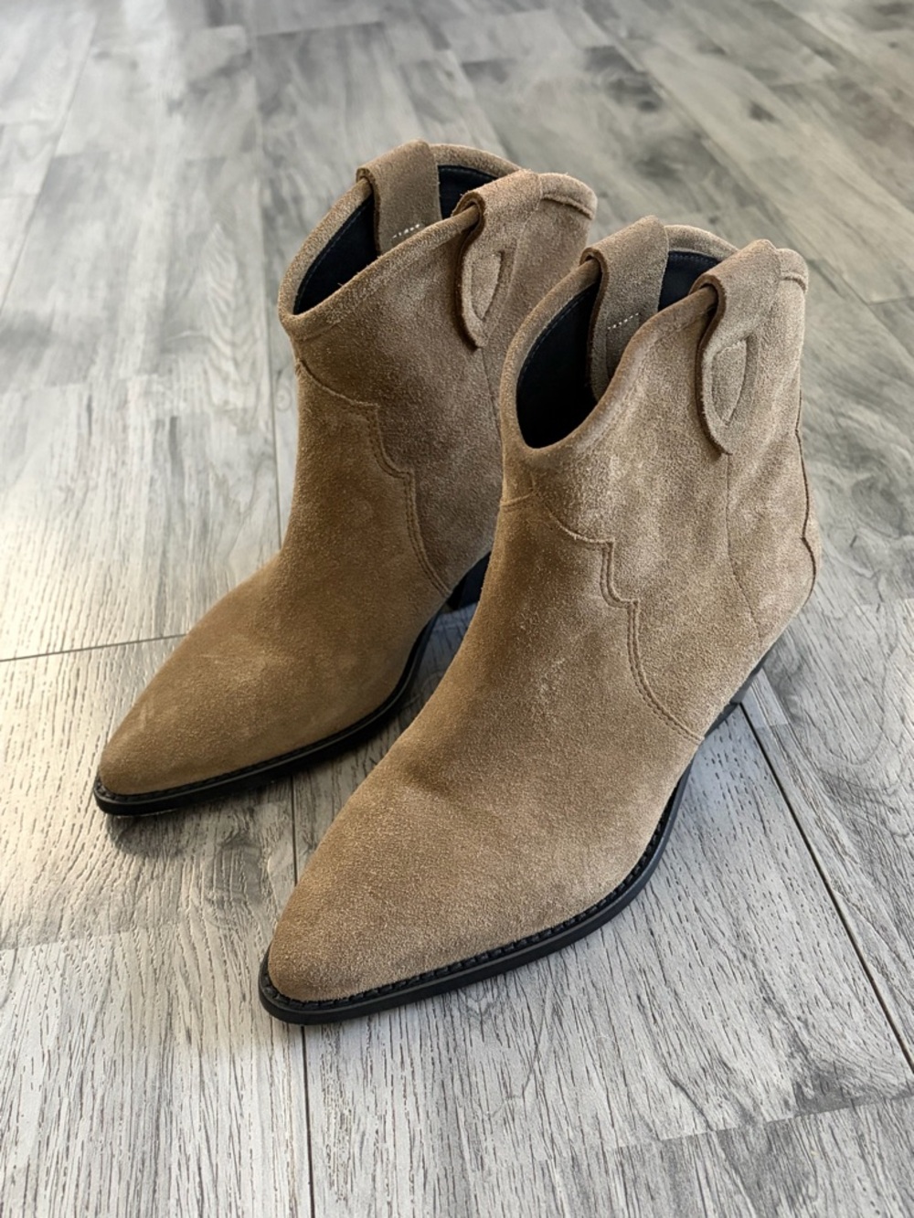 Isabel Marant Dewina Tan Suede Pointed Western Ankle Boots - Picture 2 of 9